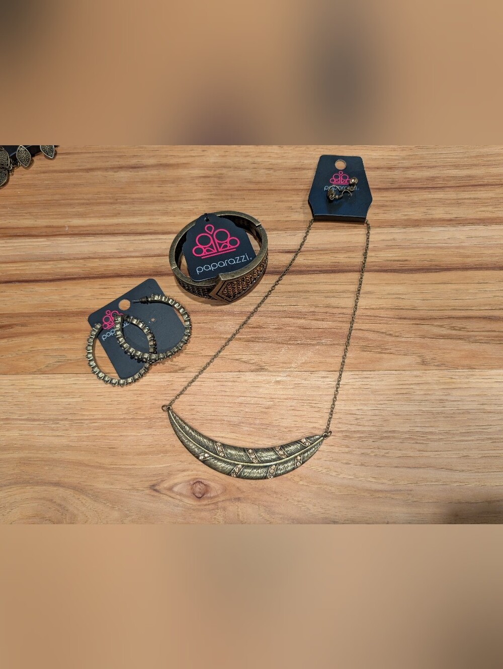 Paparazzi Antique Gold Feather Bar Necklace Bracelet And Earrings Set